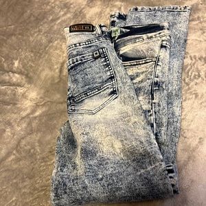 They where only worn once. Great condition.